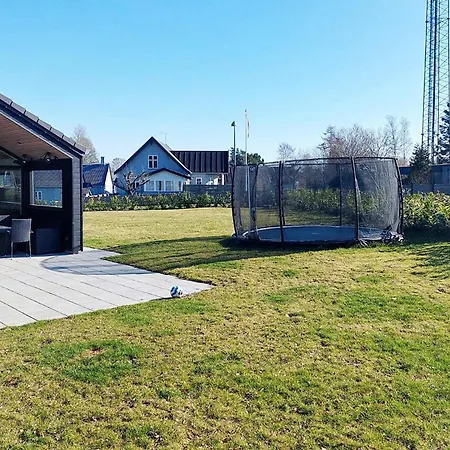 5 Star In Dronningm Lle Dronningmølle