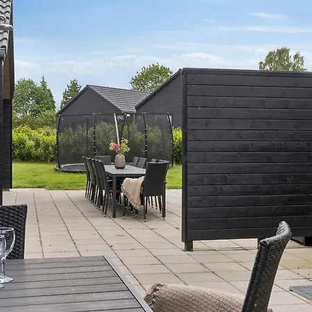 5 Star In Dronningm Lle * Dronningmølle
