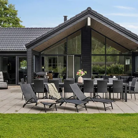 5 Star In Dronningmølle